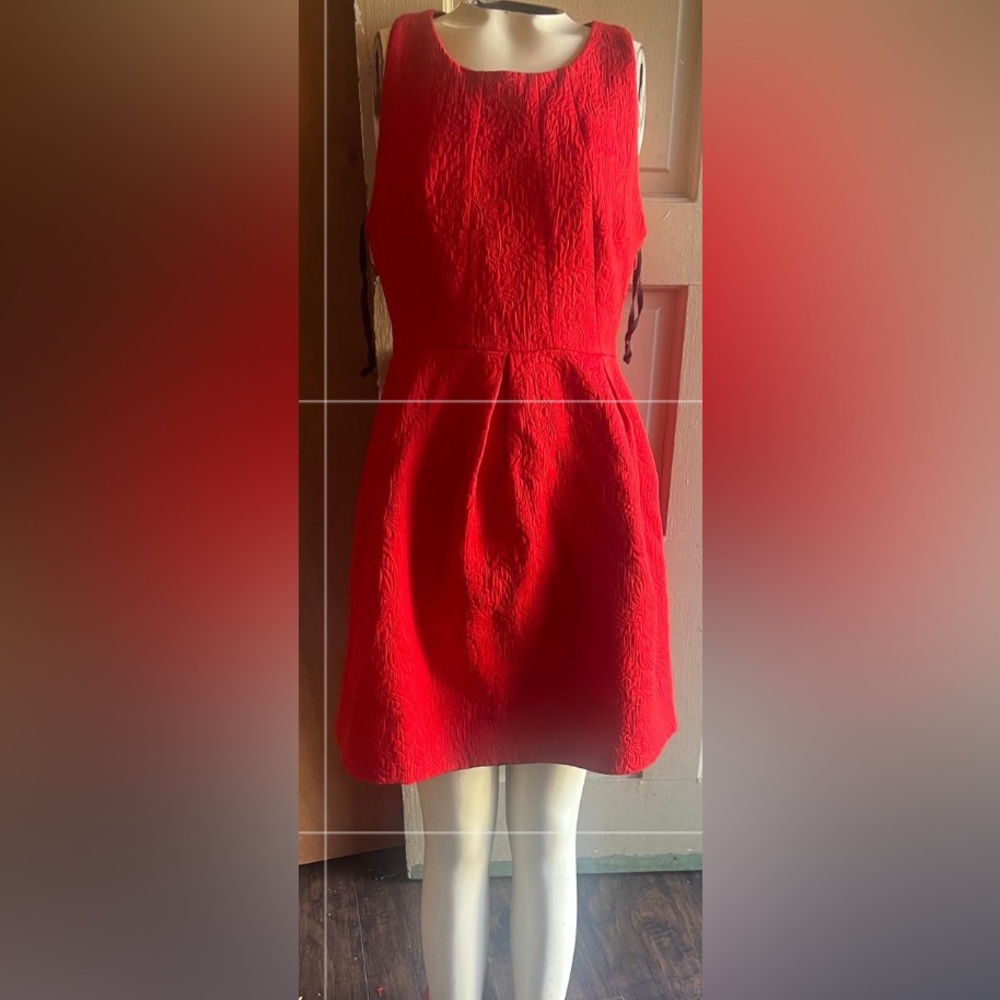 Beautiful red dress size 6